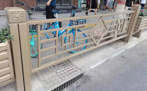  花箱護(hù)欄